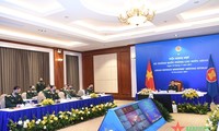  Ministro de Defensa de Vietnam asiste a reuniones de ADMM y ADMM+