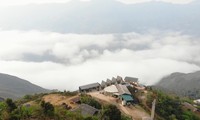 Contemplar un mar de nubes en Ta Xua