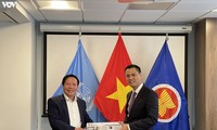 Delegación de la Voz de Vietnam visita la sede de la Misión de Vietnam ante la ONU