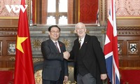 El Reino Unido tiene una posición importante en la política exterior de Vietnam