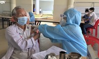 Reducen a 800 nuevos casos diarios de covid-19 en Vietnam