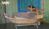 El futuro comprometedor para una aldea de fabricación de botes de madera en Dong Thap 