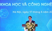 Premier vietnamita pide tomar la ciencia, tecnología e innovación como motor de crecimiento