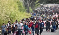 Estados Unidos reabre puertas fronterizas con México