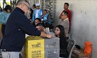 Celebran eleciones presidenciales y legislativas en El Salvador