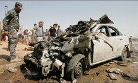 เหตุลอบวางระเบิดครั้งต่างๆในอิรักทำให้มีผู้ได้รับบาดเจ็บประมาณ 30 คน