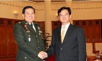 นายกรัฐมนตรีเวียดนามให้การต้อนรับคณะเจ้าหน้าที่ทหารไทย