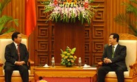 ท่าน NguyễnTấnDũng นายกรัฐมนตรีให้การต้อนรับรัฐมนตรีว่าการกระทรวงยุติธรรมลาว