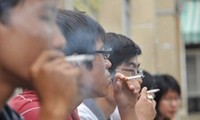 ทุกปี เวียดนามมีผู้เสียชีวิตจากการสูบบุหรี่กว่า 4 หมื่นคน
