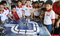 การแข่งขันหุ่นยนต์ทั่วประเทศปี 2014 คือเวทีที่เป็นประโยชน์ให้แก่นักเรียน