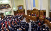 รัฐสภายูเครนอนุมัติรายชื่อคณะรัฐมนตรีชุดใหม่