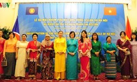 เปิดตัวกลุ่มสตรีประชาคมอาเซียนในกรุงฮานอย