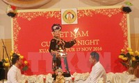 สาธิตพิธีแสดงความเลื่อมใสบูชาเจ้าแม่ของชาวเวียดนามในมาเลเซีย