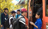 นครดานังมอบตั๋วรถโดยสาร 350 ใบให้แก่นักศึกษายากจนเพื่อกลับบ้านเกิดฉลองตรุษเต๊ต