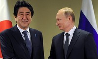 ญี่ปุ่นและรัสเซียผลักดันการหารือเกี่ยวกับการร่วมกันจัดกิจกรรมบนหมู่เกาะที่มีการพิพาท