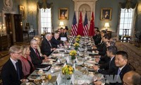 จีนและสหรัฐสนทนาด้านความมั่นคงและการทูต