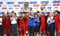 ทีมฟุตบอลยู 23 เวียดนามคว้าแชมป์ในการแข่งขันฟุตบอล Vinaphone cup 2018