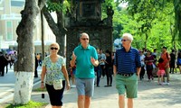 นักท่องเที่ยวต่างชาติที่เดินทางมาเที่ยวเวียดนามบรรลุ 14.1 ล้านคน