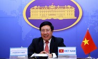 รัฐมนตรีว่าการกระทรวงการต่างประเทศเวียดนาม – มาเลเซียพูดคุยทางโทรศัพท์
