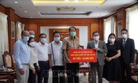 ให้การช่วยเหลือชาวเวียดนามในประเทศลาวเพื่อต่อสู้กับการแพร่ระบาดของโรคโควิด-19