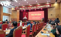 นายกรัฐมนตรี ฝ่ามมิงชิ้ง กำชับว่า จังหวัดกาวบั่งต้องเน้นพัฒนาเศรษฐกิจในเขตชายแดน