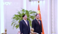 นายกรัฐมนตรีจีน หลี่เฉียง เป็นประธานในพิธีต้อนรับนายกรัฐมนตรี ฝ่ามมิงชิ้ง