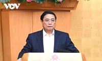 นายกรัฐมนตรี ฝ่ามมิงชิ้ง เป็นประธานการประชุมประจำเดือนเมษายนของรัฐบาล