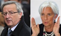 IMF and EU clash over Greek debt
