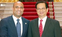 Haitian PM visits Vietnam