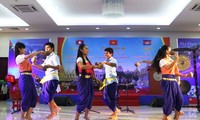 Laotian, Cambodian students enjoy new year festival in Ho Chi Minh city