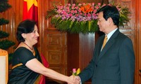 Prime Minister Nguyen Tan Dung receives Thai, Indian ambassadors