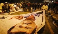  Protests shut down New Delhi