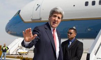 John Kerry returns to Israel to salvage Middle East peace talks