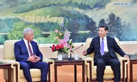 US wants more talks with China