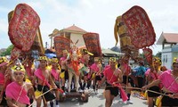 Saint Giong festival opens