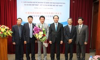Vietnamese-Japanese Special Ambassador awarded insignia