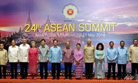 ASEAN supports peaceful solution to Thailand’s crisis