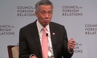 Singaporean Prime Minister speaks highly of international law in the East Sea issue