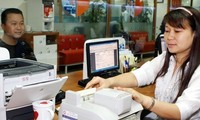Vietnam upholds inter-bank exchange rate