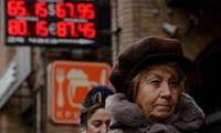 Russian exporters sell foreign holdings to save the ruble