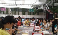 Summer books for Vietnamese children