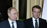 Russian, French president discuss Ukraine, ruble payments for gas