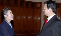 Premierminister Nguyen Tan Dung empfängt Umweltministerin Südkoreas