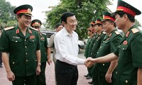 Staatspräsident Truong Tan Sang besucht die Provinz Thai Nguyen