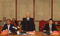 Das Politbüro tagt mit der ständigen Abteilung der Provinz Kien Giang