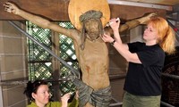 Deutsche Partner helfen Vietnam bei der Restaurierung von Kunstwerken aus Holz