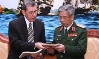 Vietnam verstärkt die Zusammenarbeit in Verteidigung mit USA und Indien
