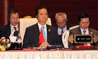 Vietnamesen befürworten Ansprache des Premierministers Nguyen Tan Dung auf dem ASEAN-Gipfeltreffen