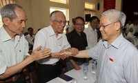 KPV-Generalsekretär Nguyen Phu Trong trifft Wähler der Stadt Hanoi