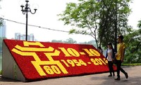 Zahlreiche Aktionen zum 60. Jahrestag der Befreiung der Hauptstadt Hanoi